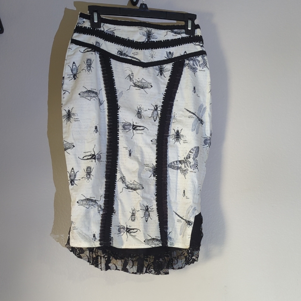 Cream High-Low Pencil Midi Skirt for Casual Wear
